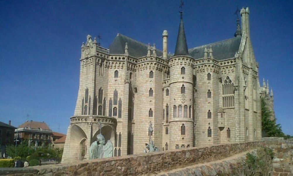 Gaudi's Archbishop's Palace